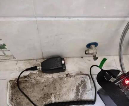 桂林市屋顶漏水维修公司分享下卫生间漏水的危害及解决方法